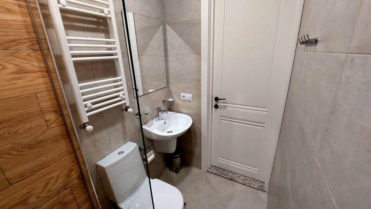 Falcon Boutique Hotel Tbilissi Extérieur photo