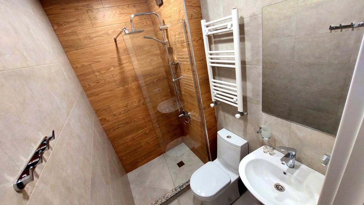 Falcon Boutique Hotel Tbilissi Extérieur photo