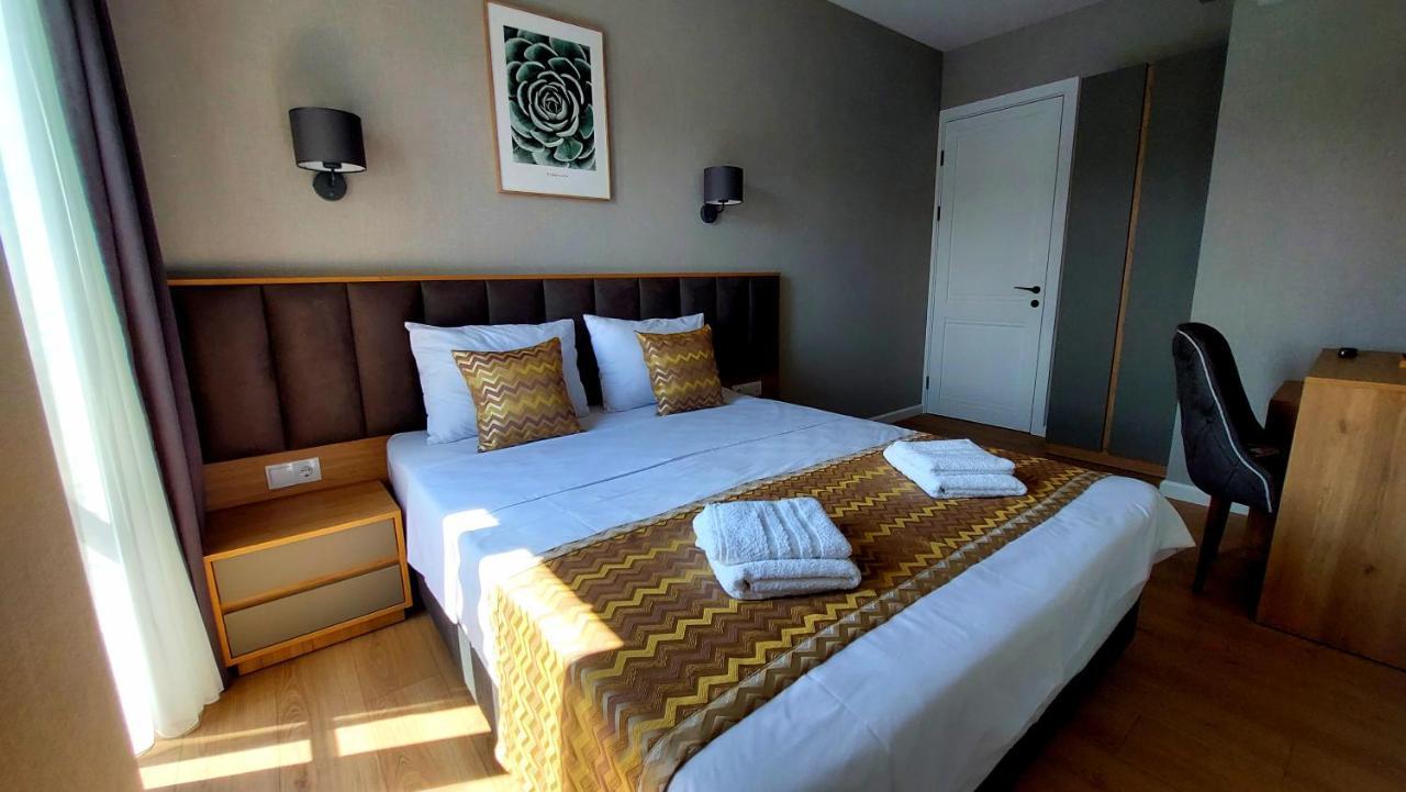 Falcon Boutique Hotel Tbilissi Extérieur photo